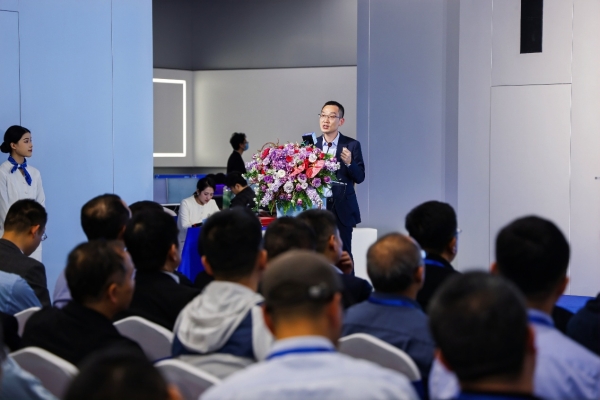 邦彦云PC震撼发布开启商用办公安全高效新纪元(图2)
