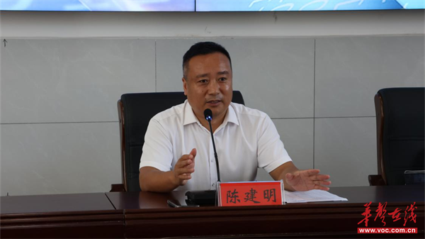 点燃创意编码未来洪江市第一届中小学电脑编程比赛指导教师培训圆满举行(图3)