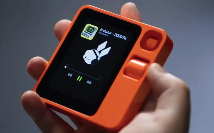 九游娱乐文化：被FigureCEO质疑量产造假优必选：他们应多来中国看看；胖东来补偿受委屈员工359万元；贝索斯复出搞AI被嘲“跟屁虫”(图9)