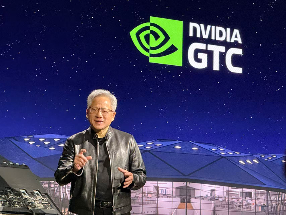 九游娱乐：黄仁勋105分钟对话实录：万亿美元这么赚！谈中国、H200、养虾、Groq炮轰DLSS5批评者